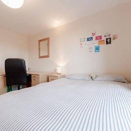 Spacious Two Double Bedroom Flat Londres Extérieur photo