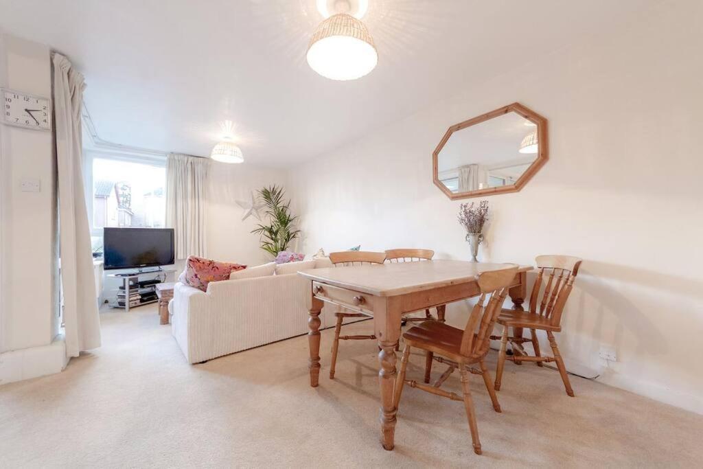 Spacious Two Double Bedroom Flat Londres Extérieur photo