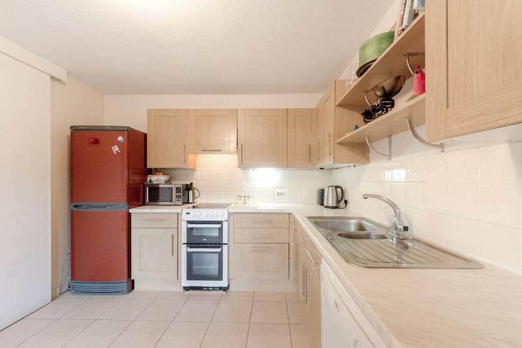 Spacious Two Double Bedroom Flat Londres Extérieur photo