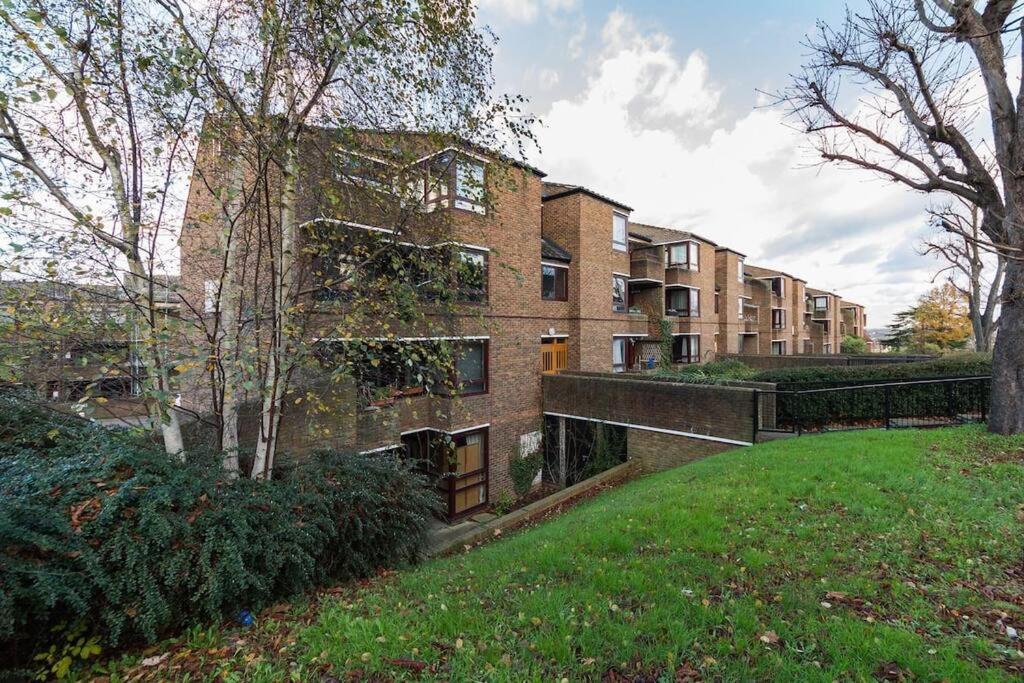 Spacious Two Double Bedroom Flat Londres Extérieur photo